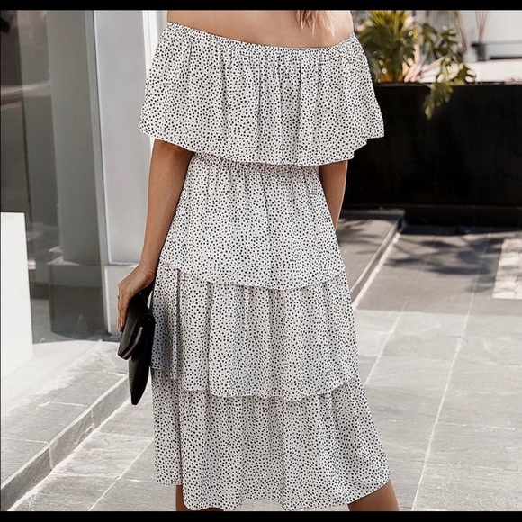 New! White black polka dot strapless tiered dress - Picture 3 of 4